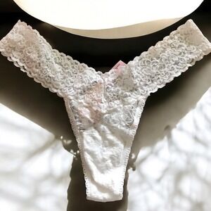NWT VTG VICTORIA'S SECRET O/S PINK & Black The LACIE‎ VINTAGE RARE THONG PANTIES